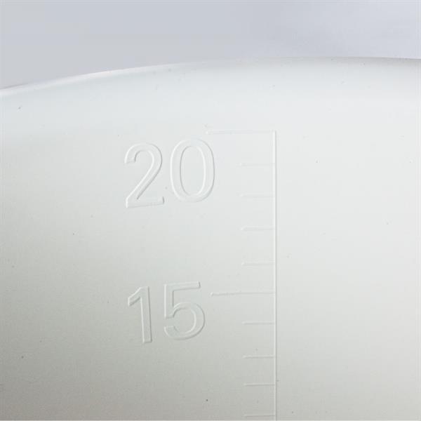 Heavy Duty bucket 20 L white w / spout