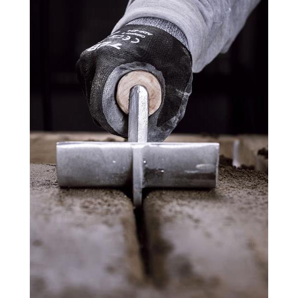 Concrete groover trowel